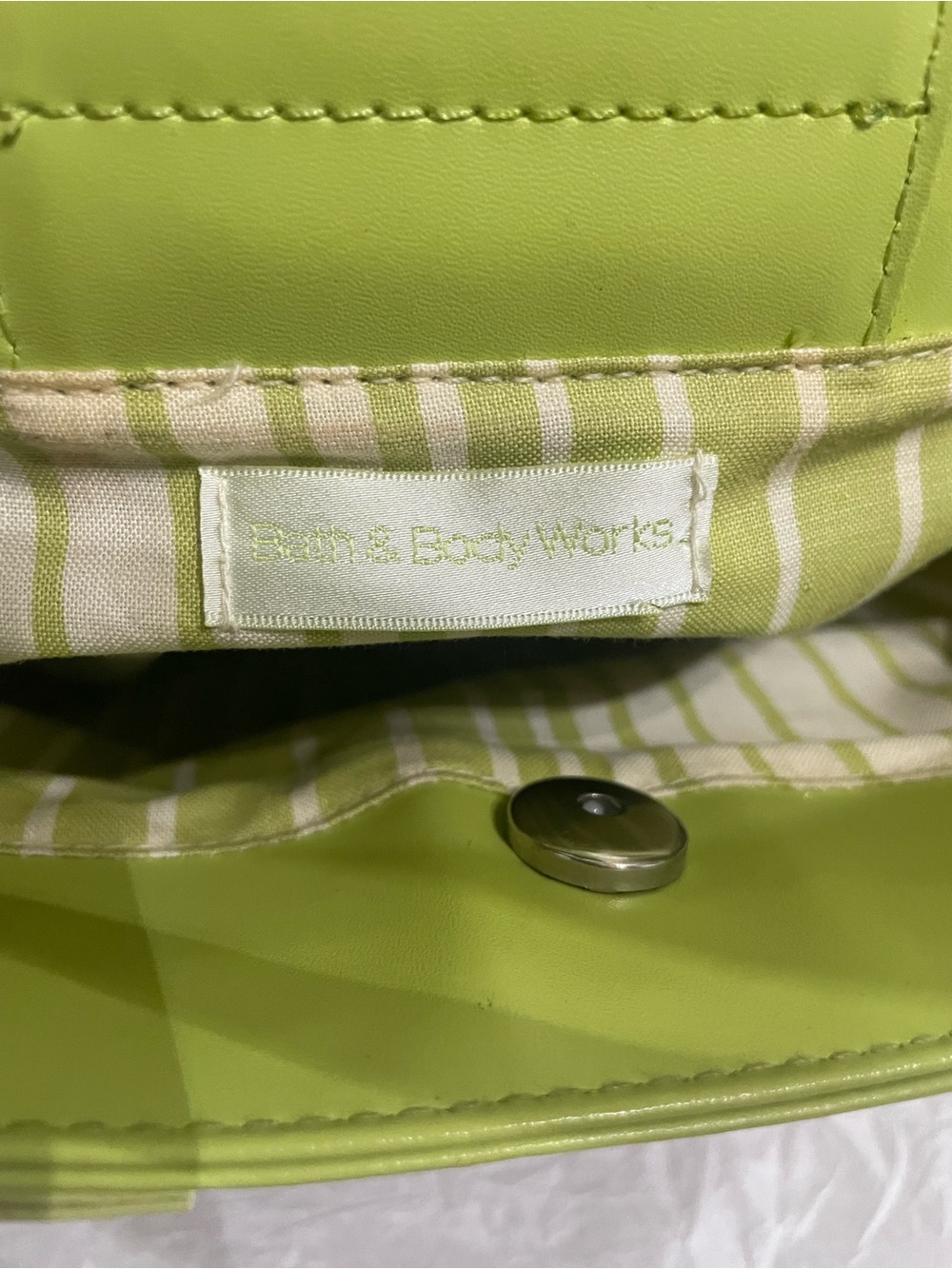 Bath & Body Works Straw Bag Stuff a Bag Bundle of Goodies Retail $97 Value - Picture 2 of 15